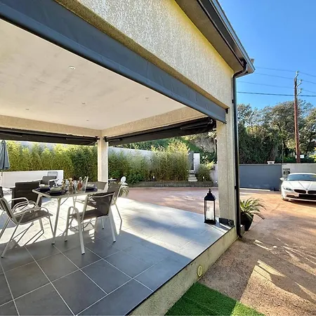 Climatisee 3 Pieces Avec Terrasse - A 5 Min De La Et Du Centre De - Fr-1-61-496 Vila